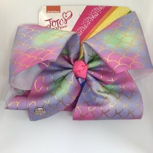 JoJo Siwa Big Bow